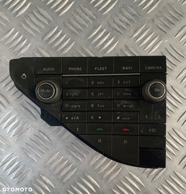 PANEL STEROWANIA RADIEM I NAWIGACJĄ VOLVO FH4 - 1