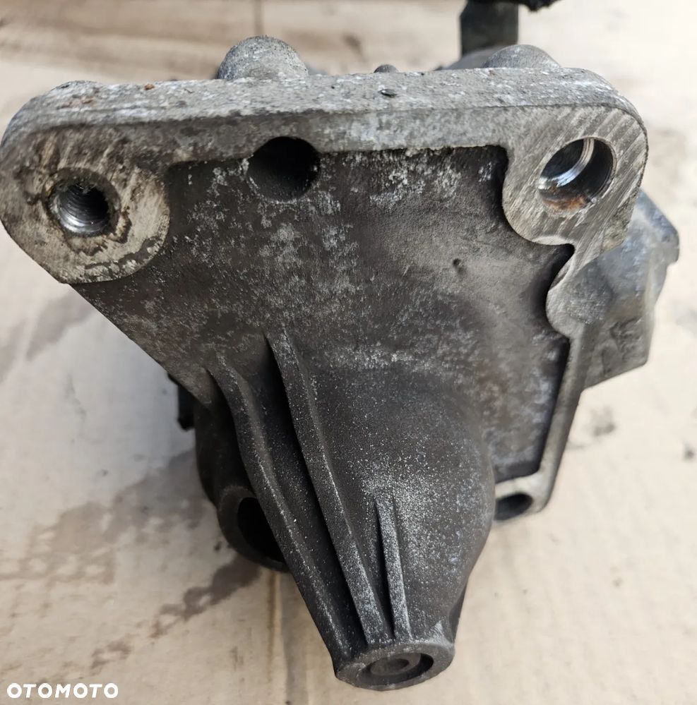 Citroen C4 C5 Peugeot 307 407 1.6 HDI rozrusznik CL6 CL5 Valeo Mitsubishi - 12