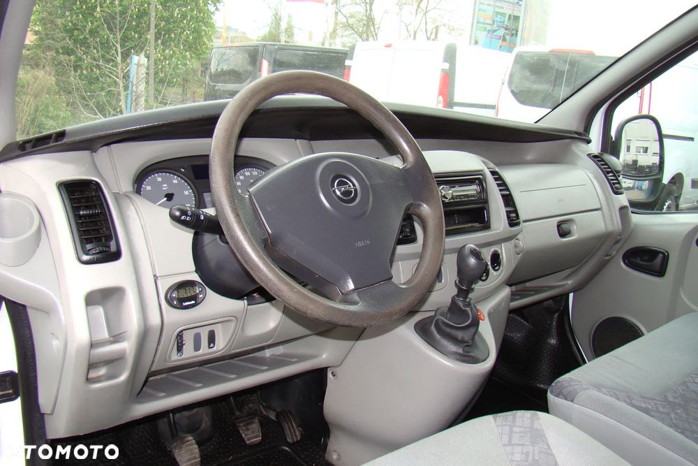Opel Vivaro - 7