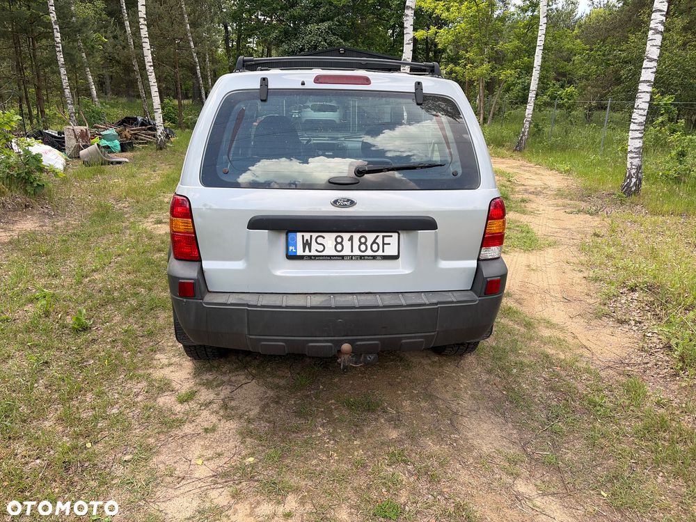 Ford Maverick 3.0 V6 Limited - 5