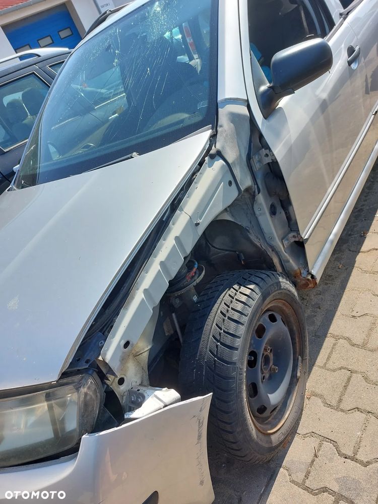 Skoda Fabia benzyna 1.4 i 1,2 benzyna na części - 21