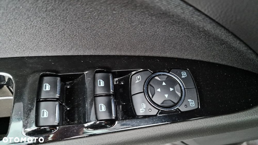 Ford Mondeo 2.0 TDCi STart-Stopp PowerShift-Aut Titanium - 37
