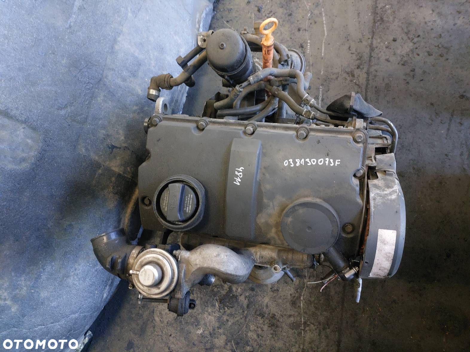 SILNIK SŁUPEK + POMPOWTRYSKI PASSAT B5 1.9 TDI ATJ - 1