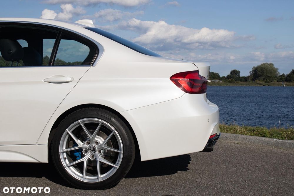 BMW Seria 3 330i GPF xDrive M Sport - 13