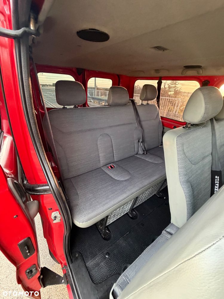 Renault Trafic - 10