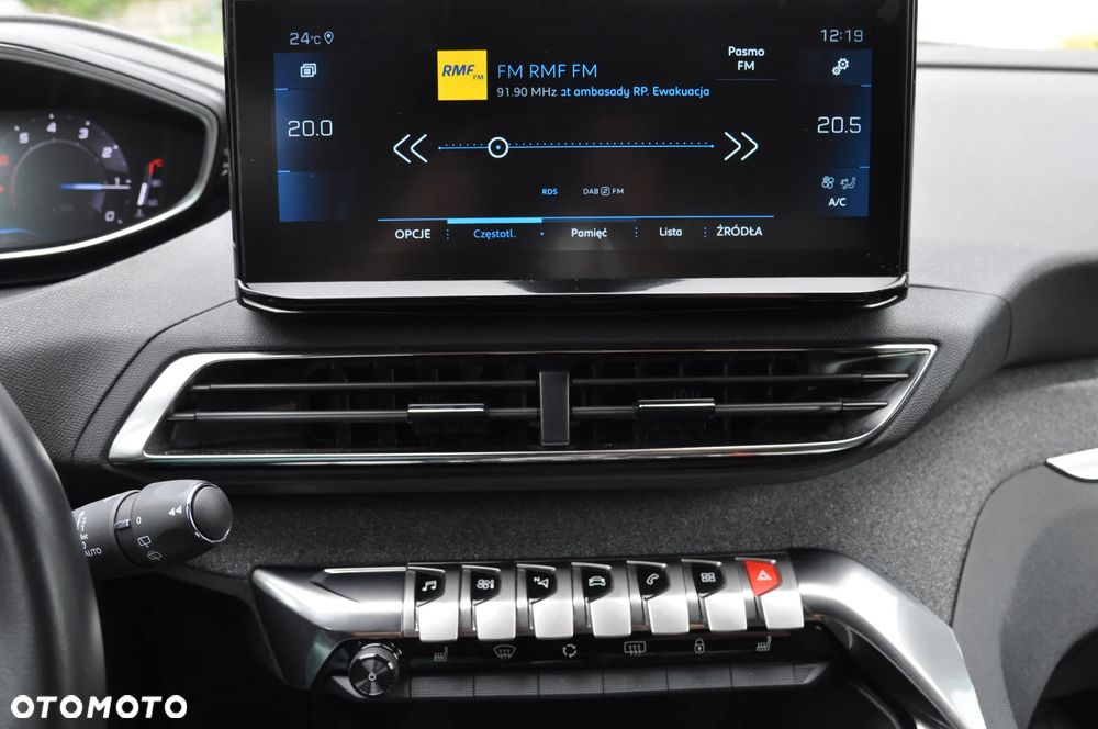 Peugeot 3008 1.2 PureTech Allure Pack S&S EAT8 - 26