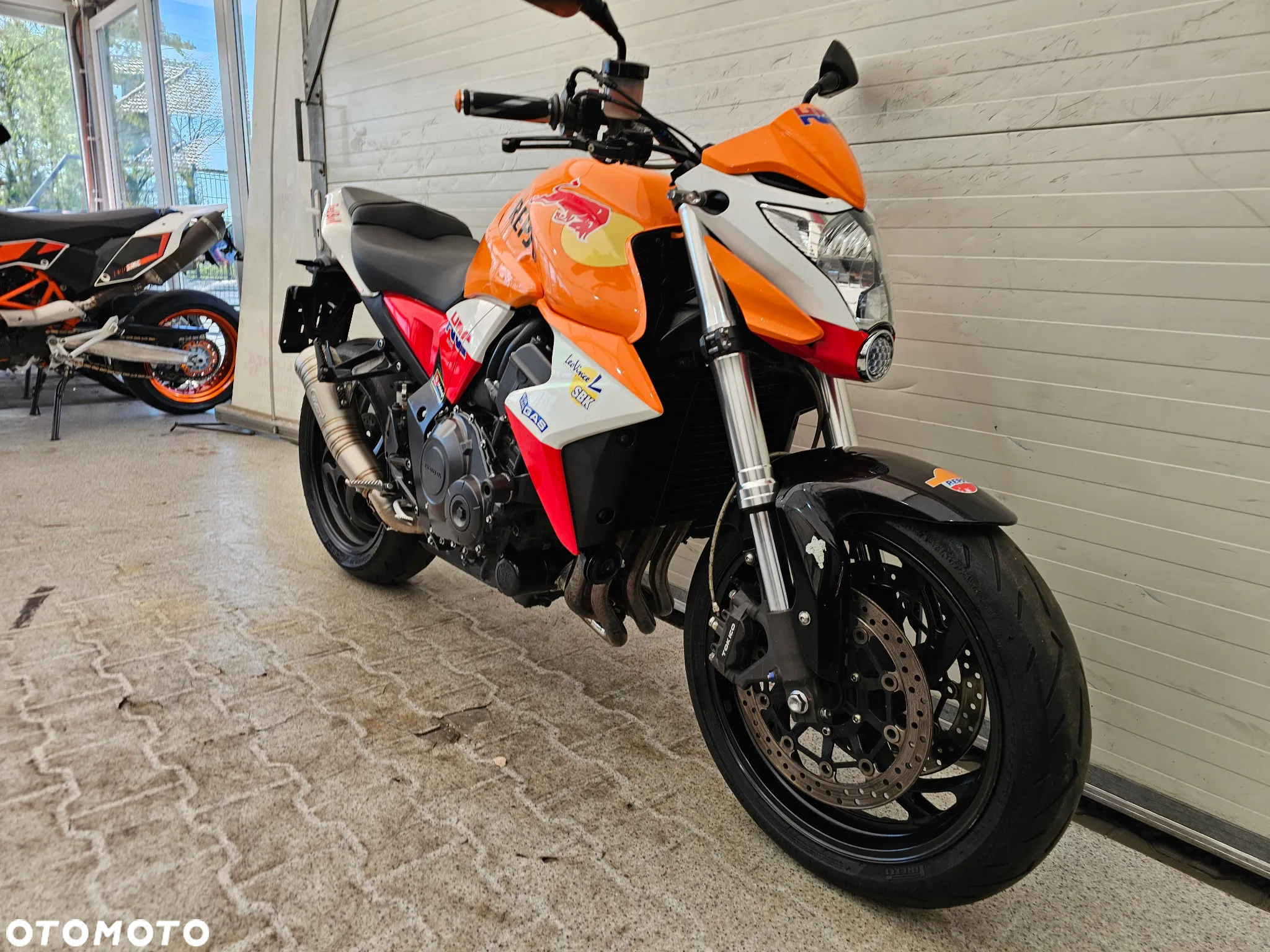 Honda CB - 14