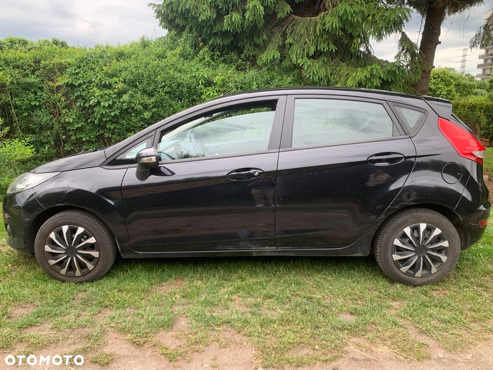 Ford Fiesta 1.25 Ambiente EU5 - 5