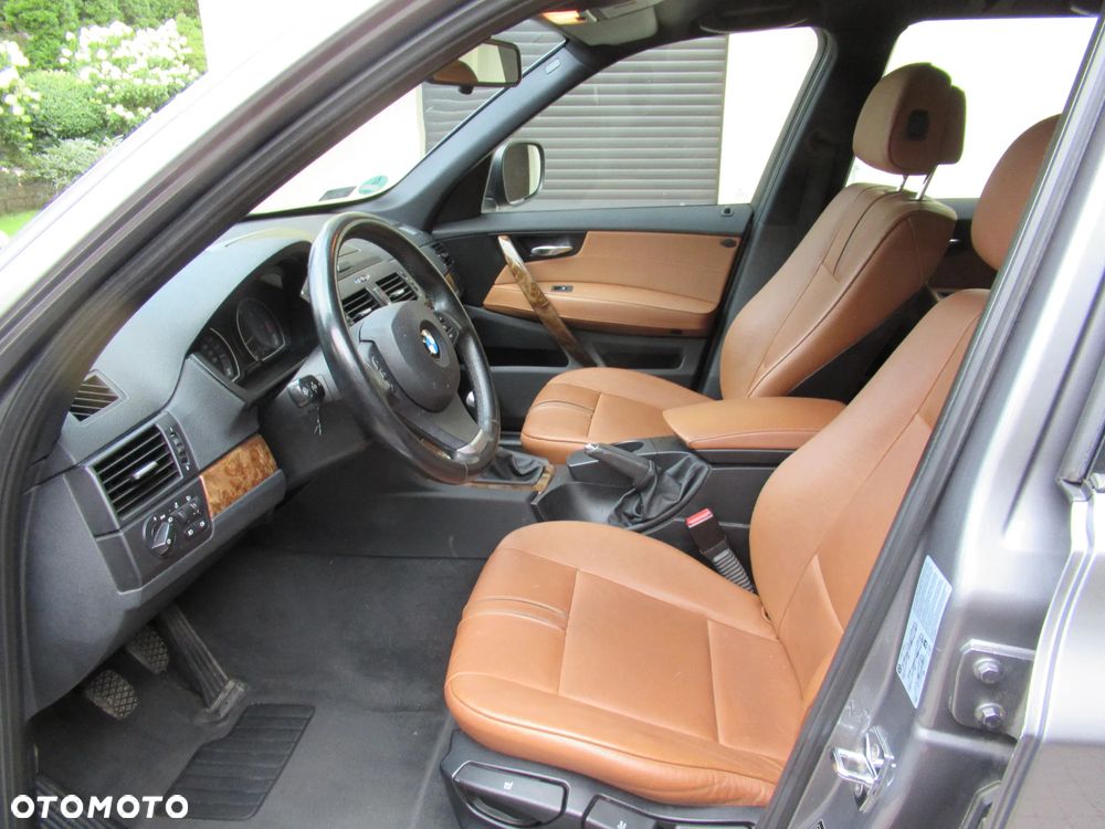 BMW X3 2.0d - 8