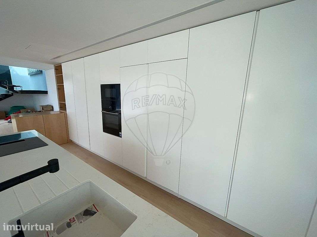 Moradia T4 para venda - Grande imagem: 3/30