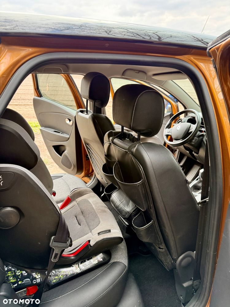 Renault Captur 1.2 Energy TCe Intens EDC - 32