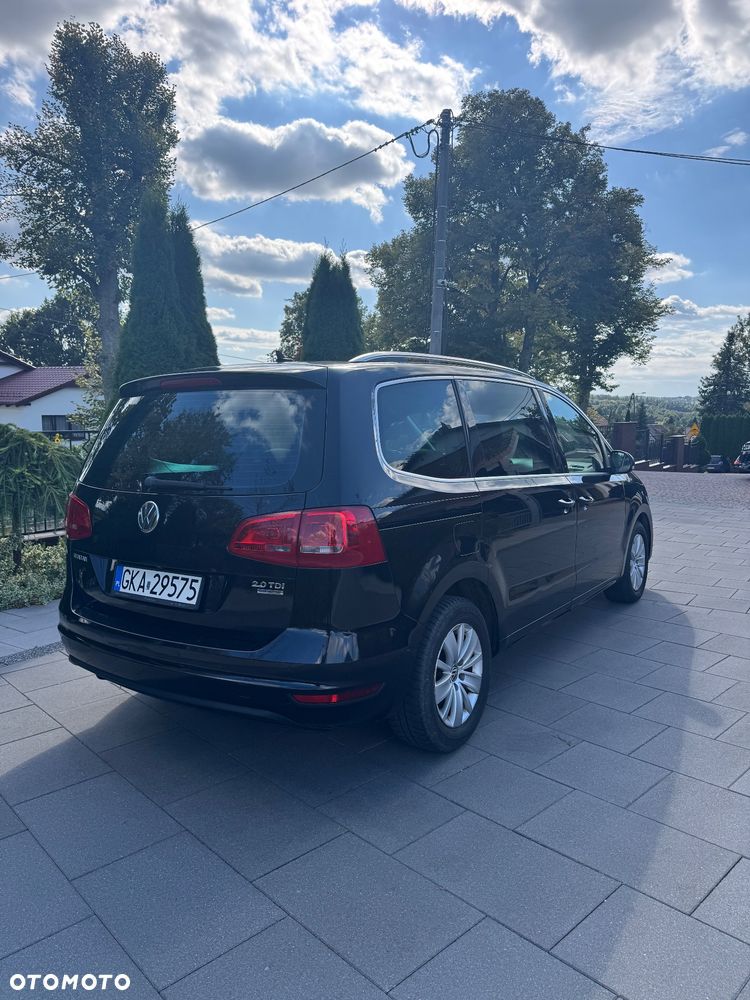 Volkswagen Sharan 2.0 TDI Highline DSG - 2