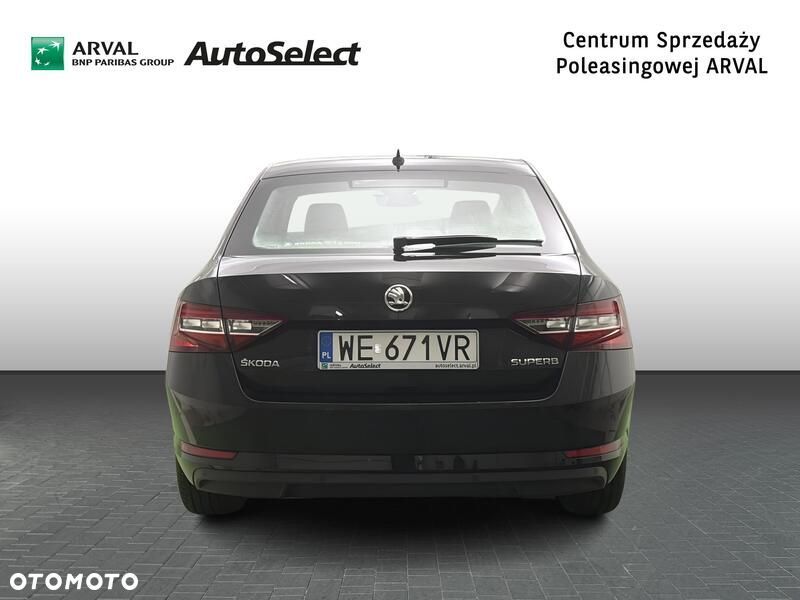 Skoda Superb 2.0 TDI Style DSG - 5