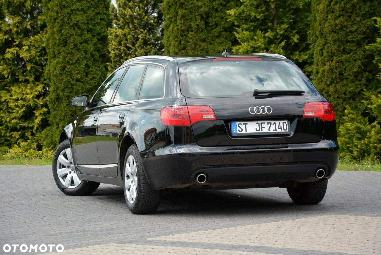 Audi A6 Avant 2.4 - 8