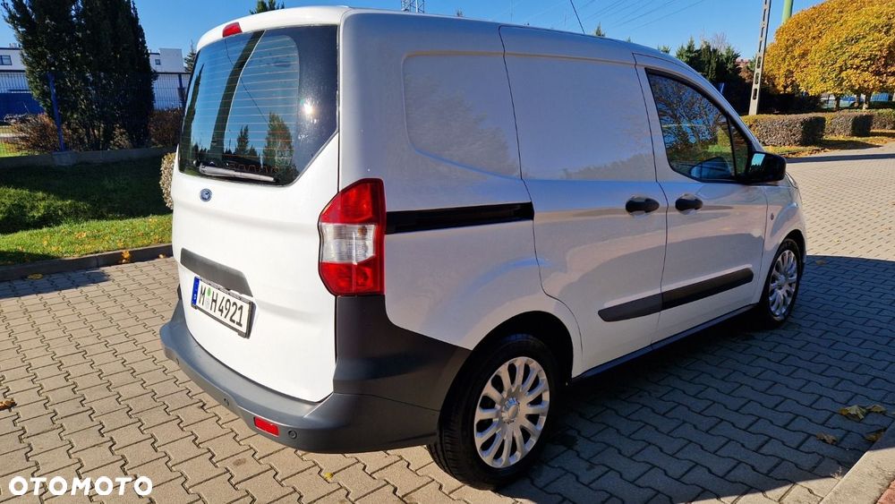 Ford Transit Courier - 5