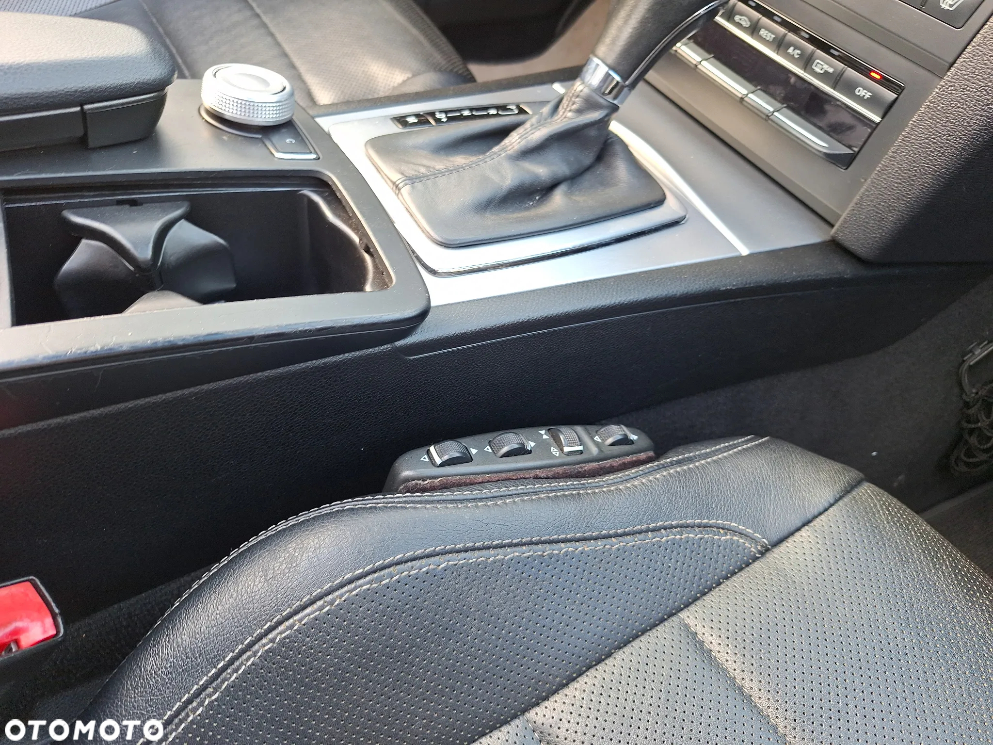 Mercedes-Benz Klasa E 350 CDI DPF Cabrio BlueEFFICIENCY 7G-TRONIC Prime Edition - 14