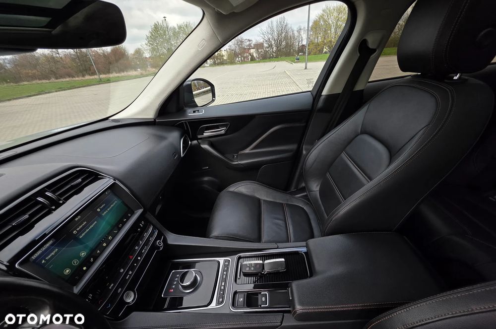 Jaguar F-Pace 20d AWD Prestige - 14