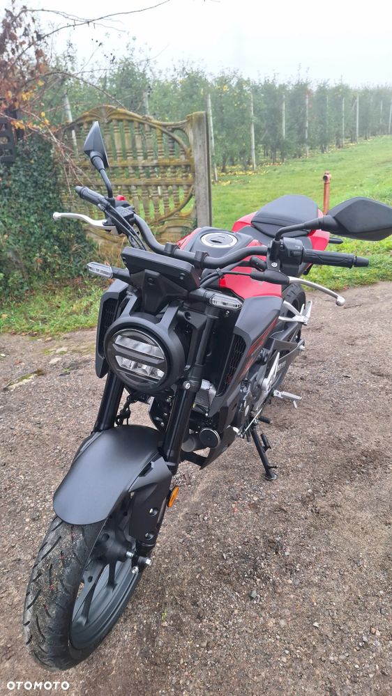 Honda CB - 25