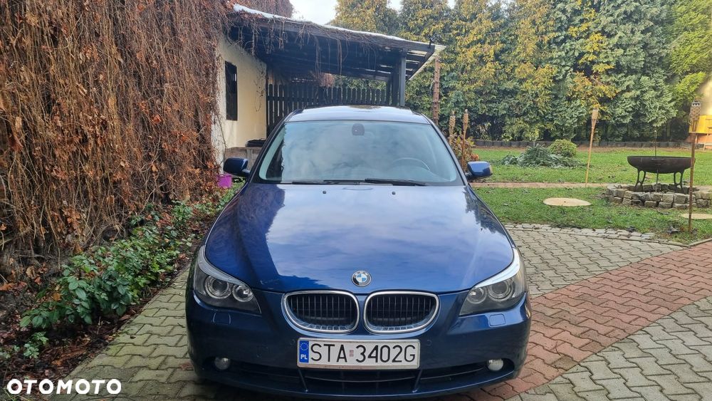 BMW Seria 5 525i - 1