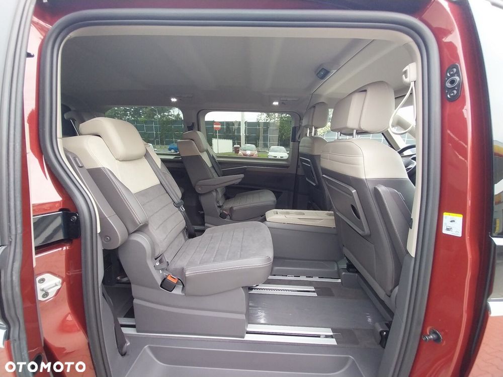 Volkswagen multivan Multivan Style L2 silnik: 2,0 l TDI SCR 110 kW / skrzynia biegów: 7-biegowa DSG rozstaw osi: 3124 mm - 6