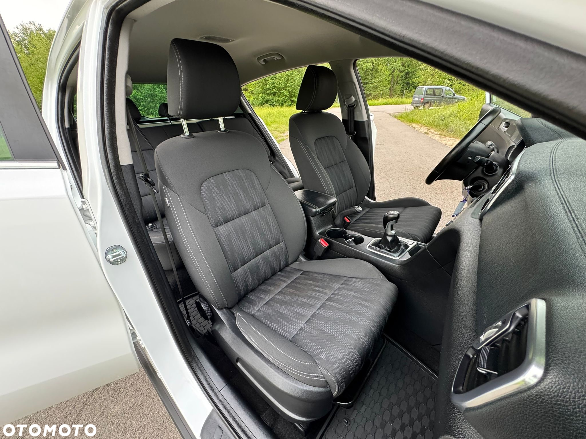 Kia Sportage 1.6 GDI 2WD DREAM-TEAM EDITION - 25