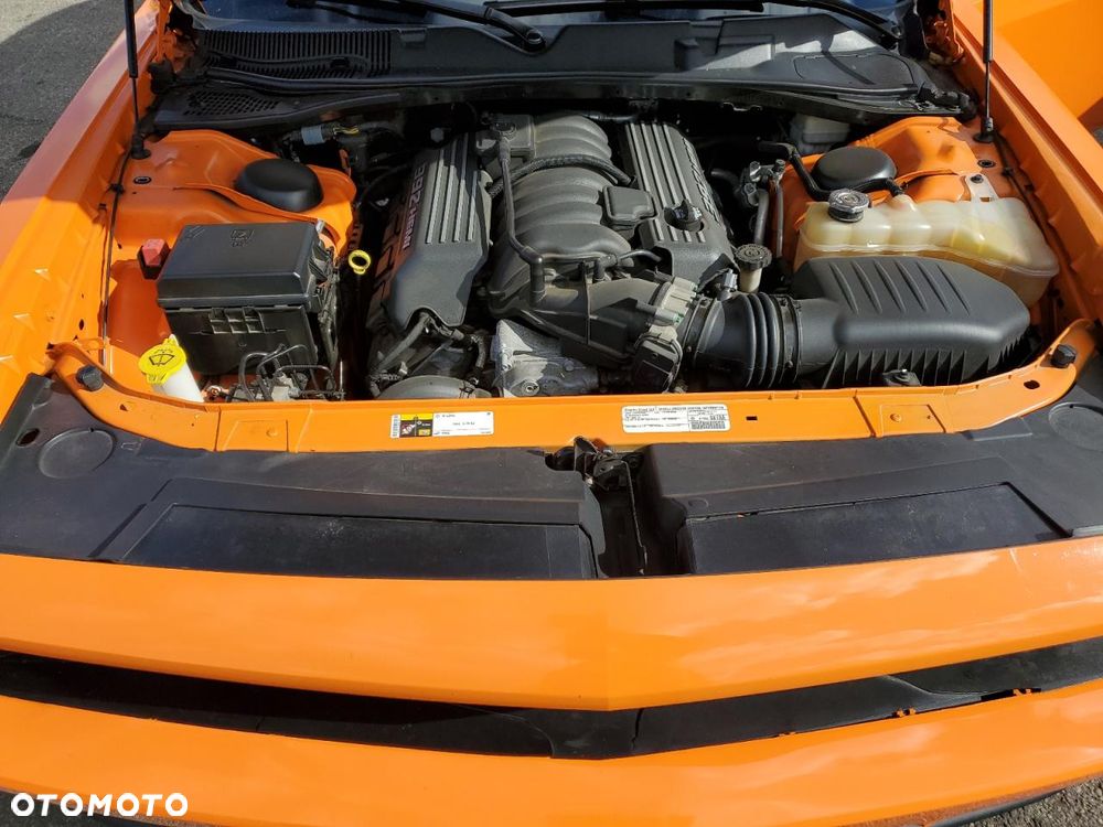 Dodge Challenger - 10