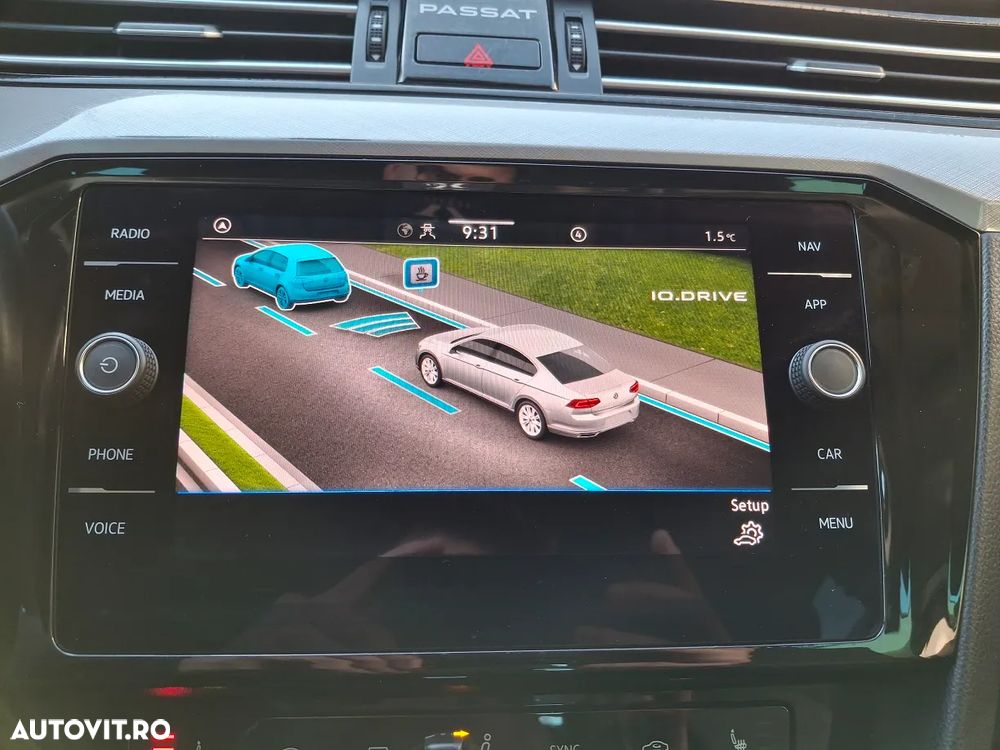 Volkswagen Passat 2.0 TDI DSG Comfortline - 18