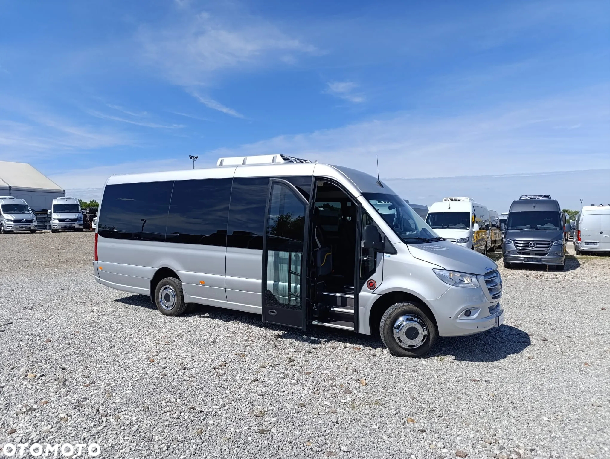 Mercedes-Benz Sprinter 517 - 2