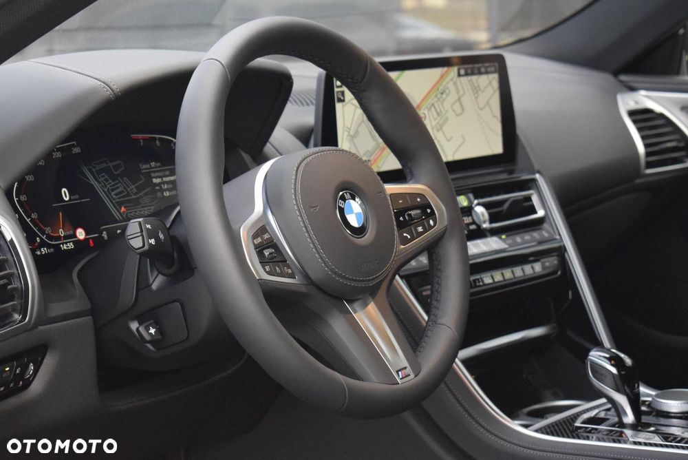 BMW Seria 8 - 11