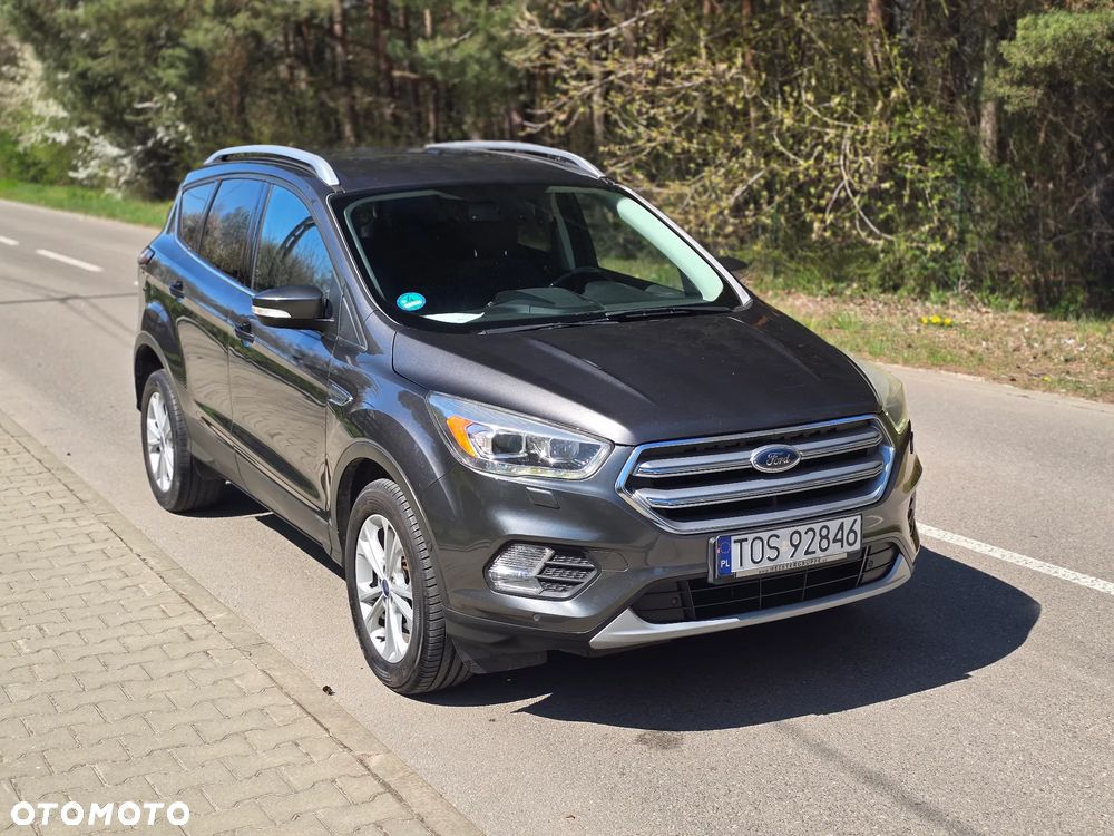 Ford Kuga 1.5 EcoBoost 2x4 Titanium - 12