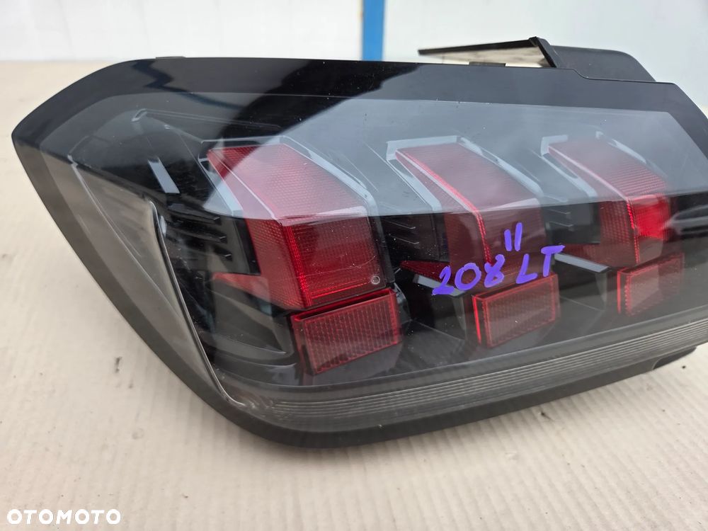 Lampa tylna prawa Peugeot 208 II 9823216780 - 4