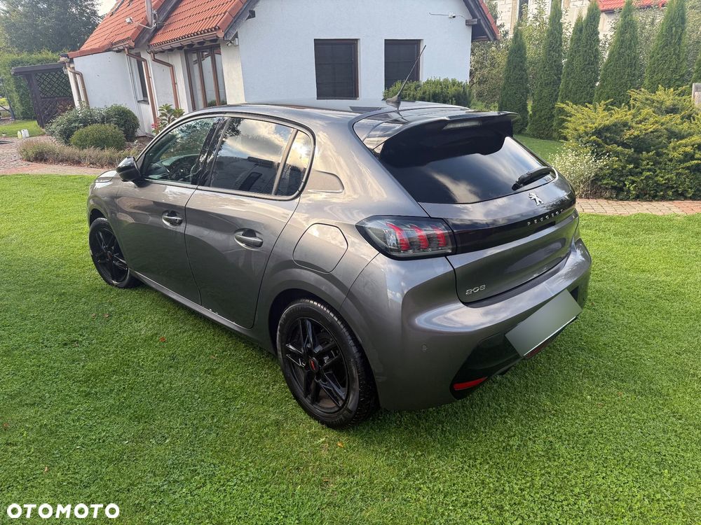 Peugeot 208 - 7