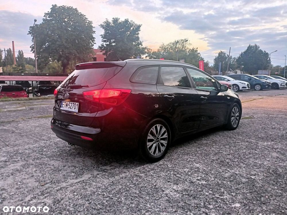 Kia Ceed - 6