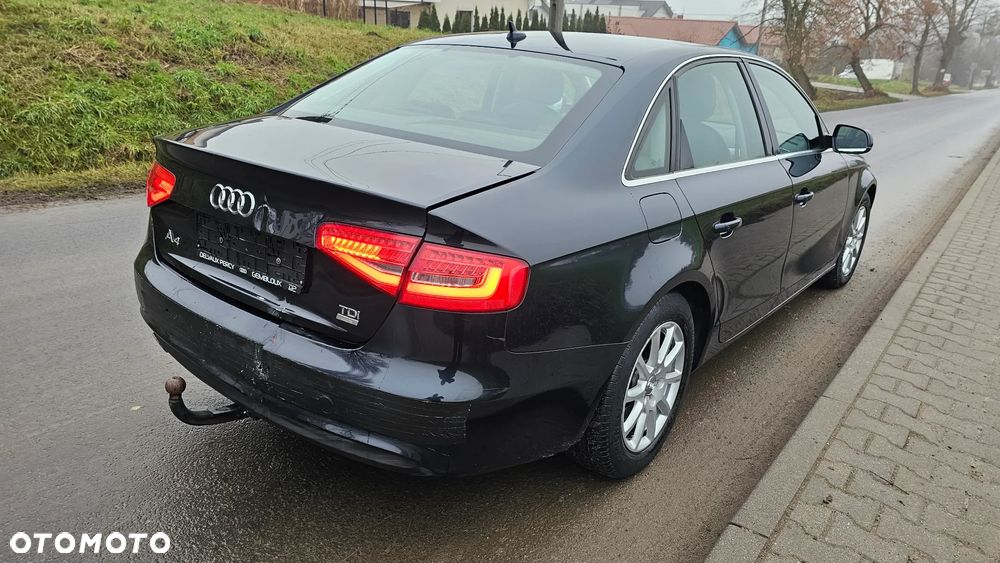 Audi A4 Limousine 2.0 TDI ultra - 10