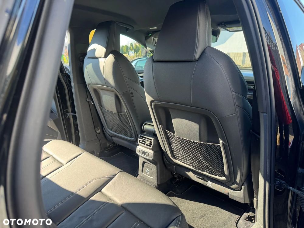 Audi Q4 Sportback e-tron - 12