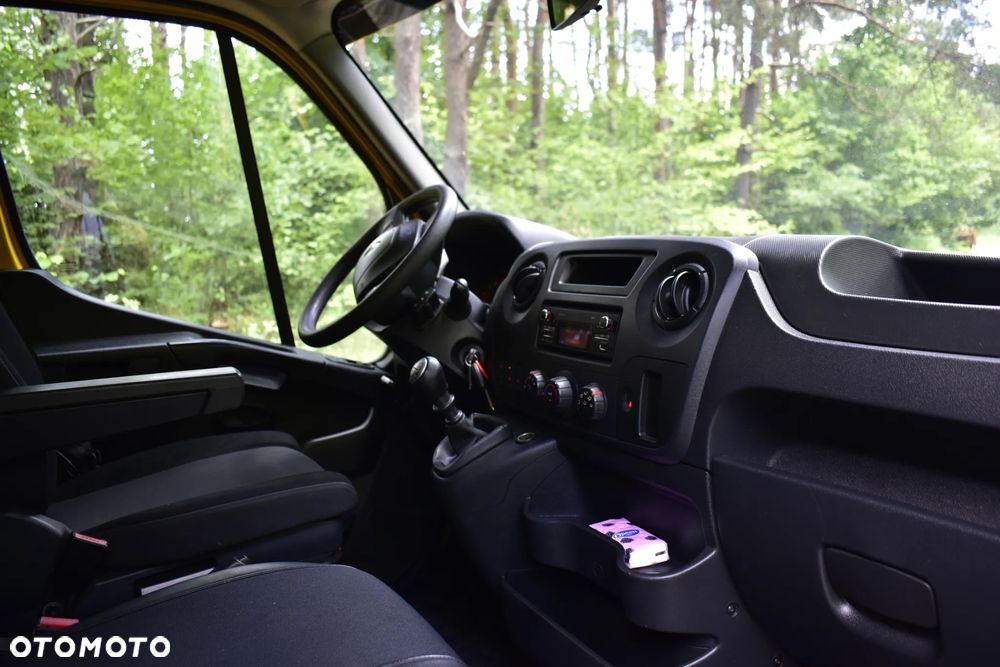 Renault Master - 32