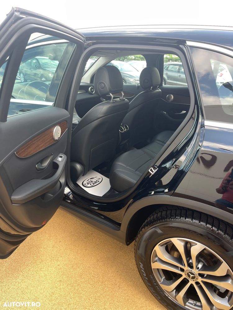 Mercedes-Benz GLC 220 d 4MATIC 9G-TRONIC - 27