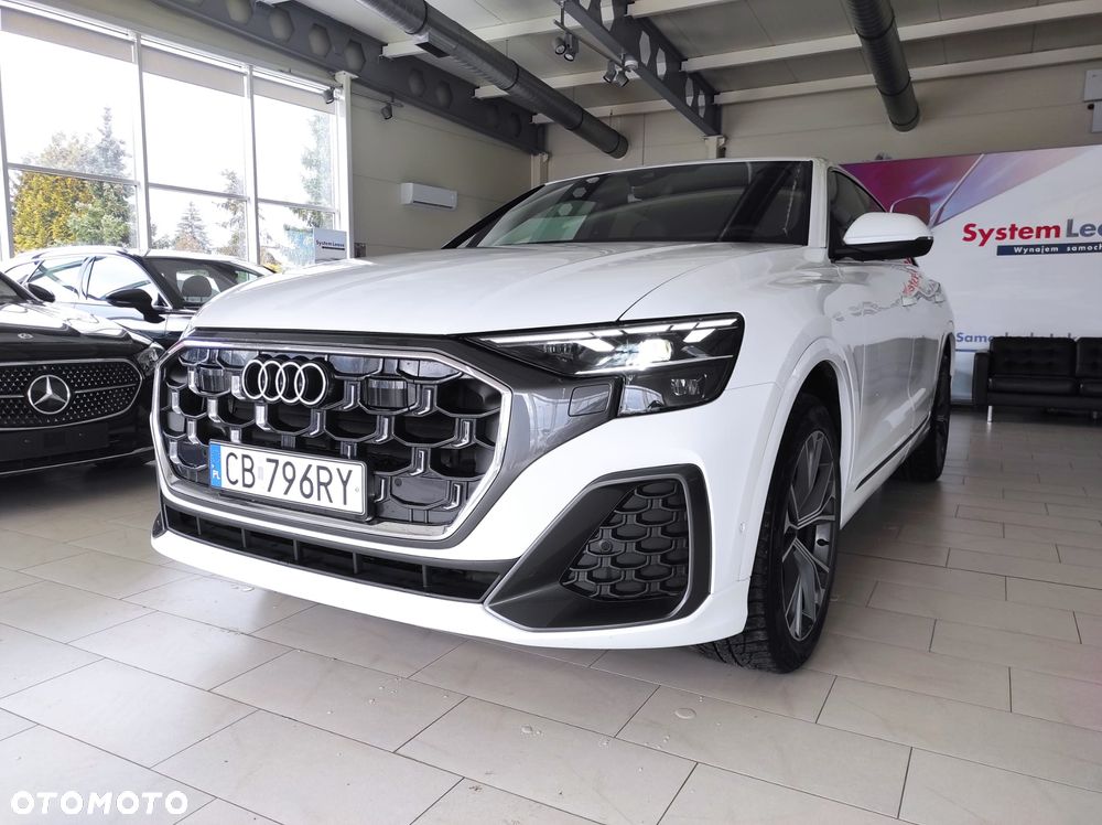 Audi Q8 - 1