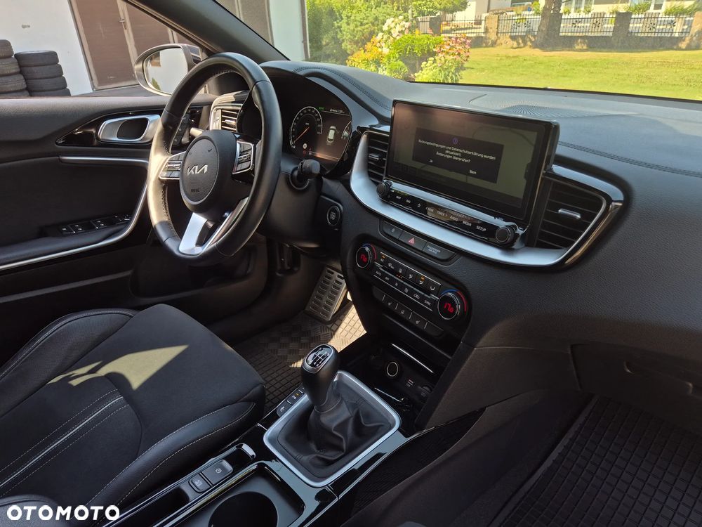 Kia XCeed 1.5 T-GDI OPF BLACK XDITION - 16