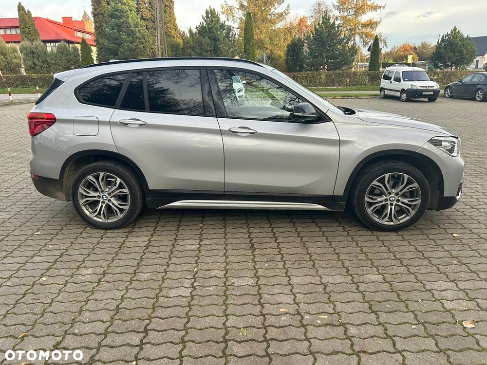 BMW X1 sDrive18d Sport Line sport - 6