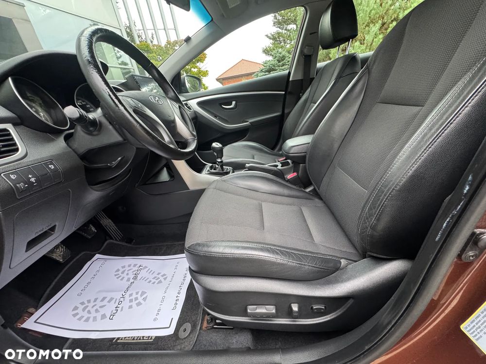 Hyundai i30 1.4 Fifa World Cup Edition - 6