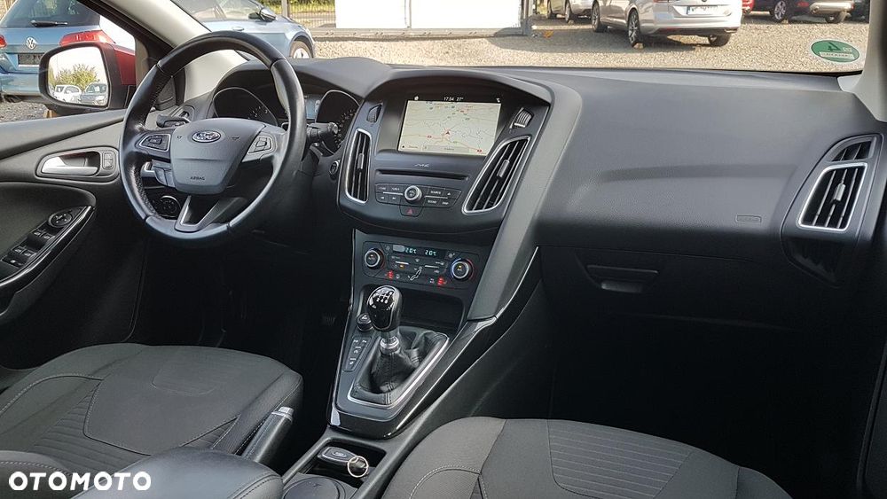 Ford Focus 1.5 EcoBlue Start-Stopp-System TITANIUM STYLE - 17