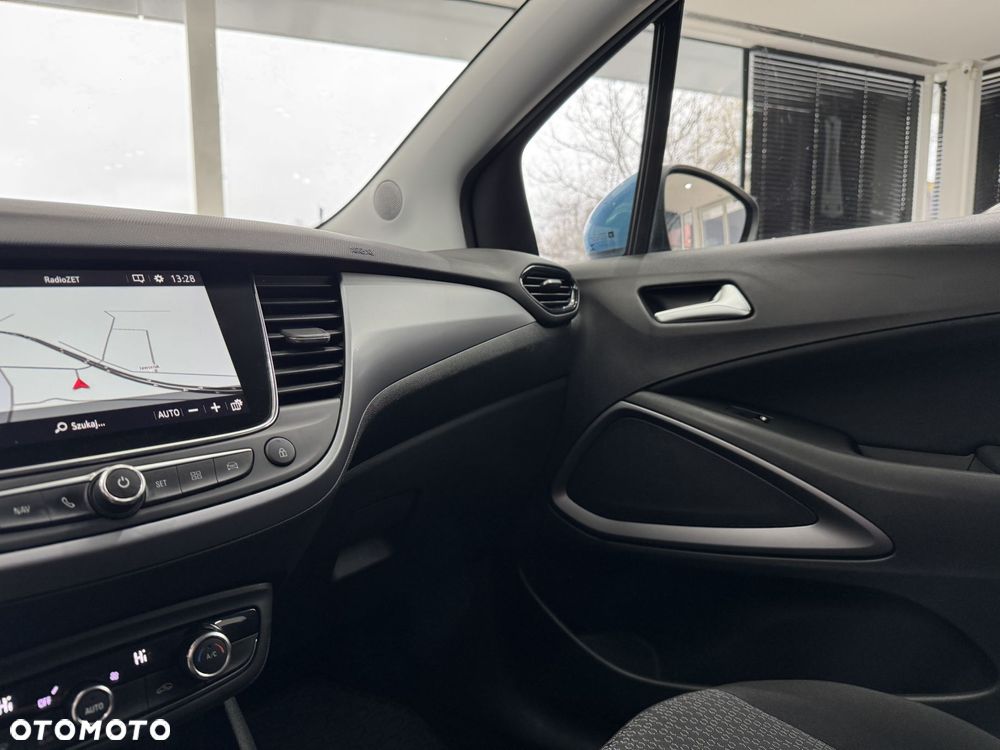 Opel Crossland X - 26