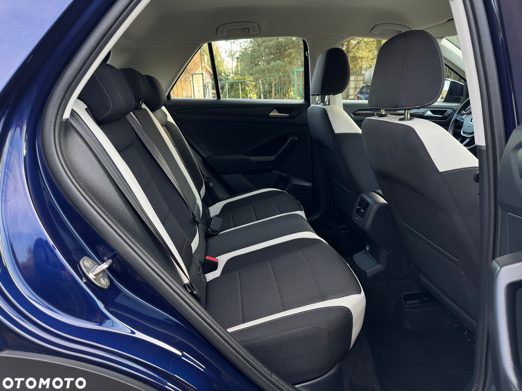 Volkswagen T-Roc 1.5 TSI ACT OPF DSG Sport - 24