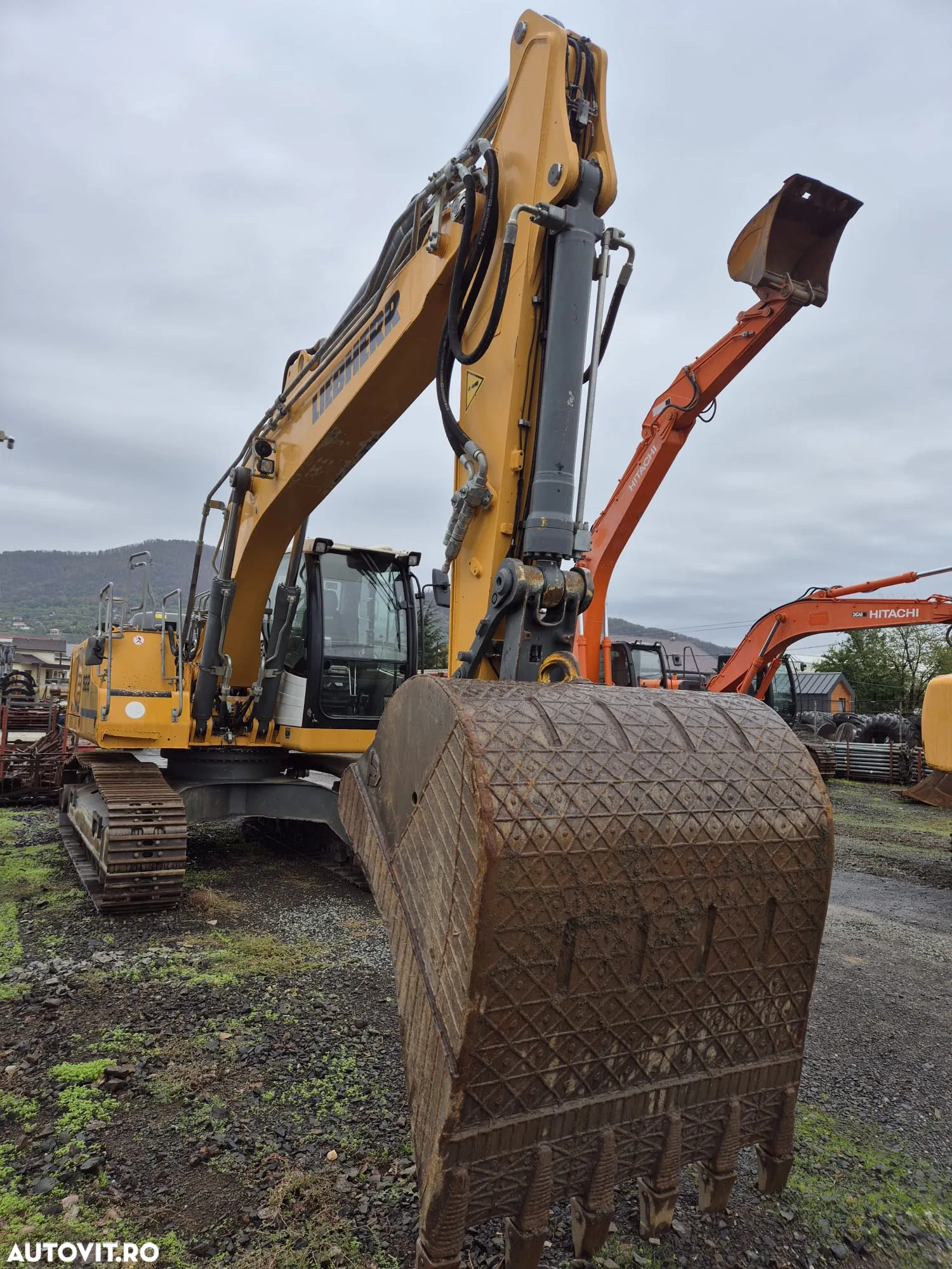 Liebherr R922 NLC - 12