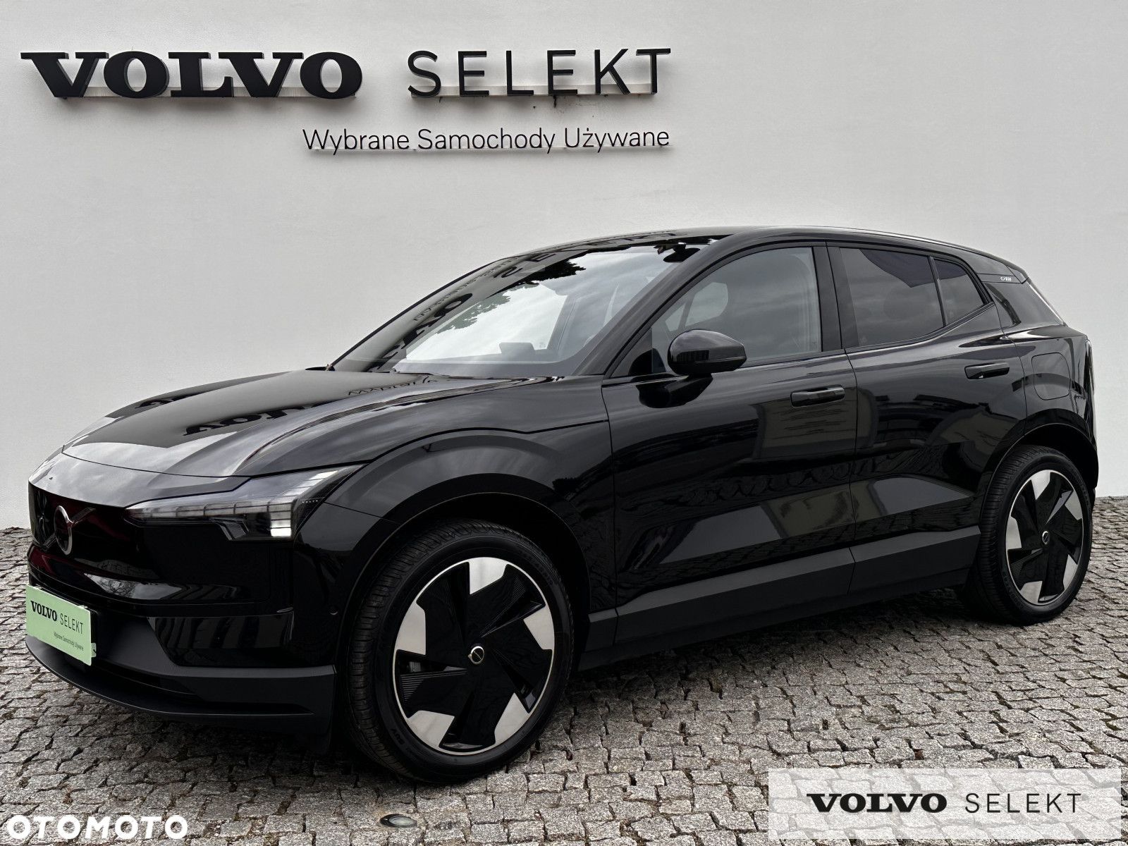 Volvo EX30 - 1