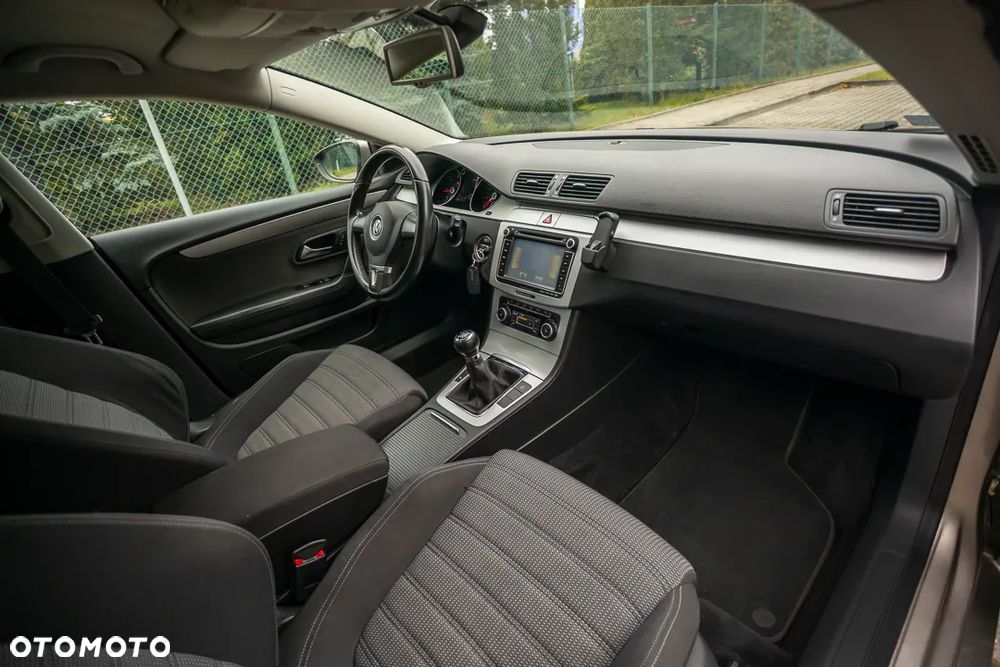 Volkswagen Passat CC 2.0 TDI - 22
