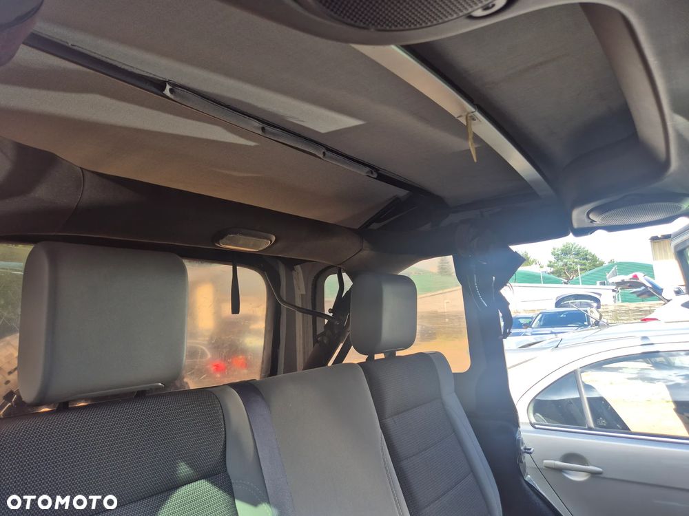 Jeep Wrangler Unlimited 3.8 Sport - 26