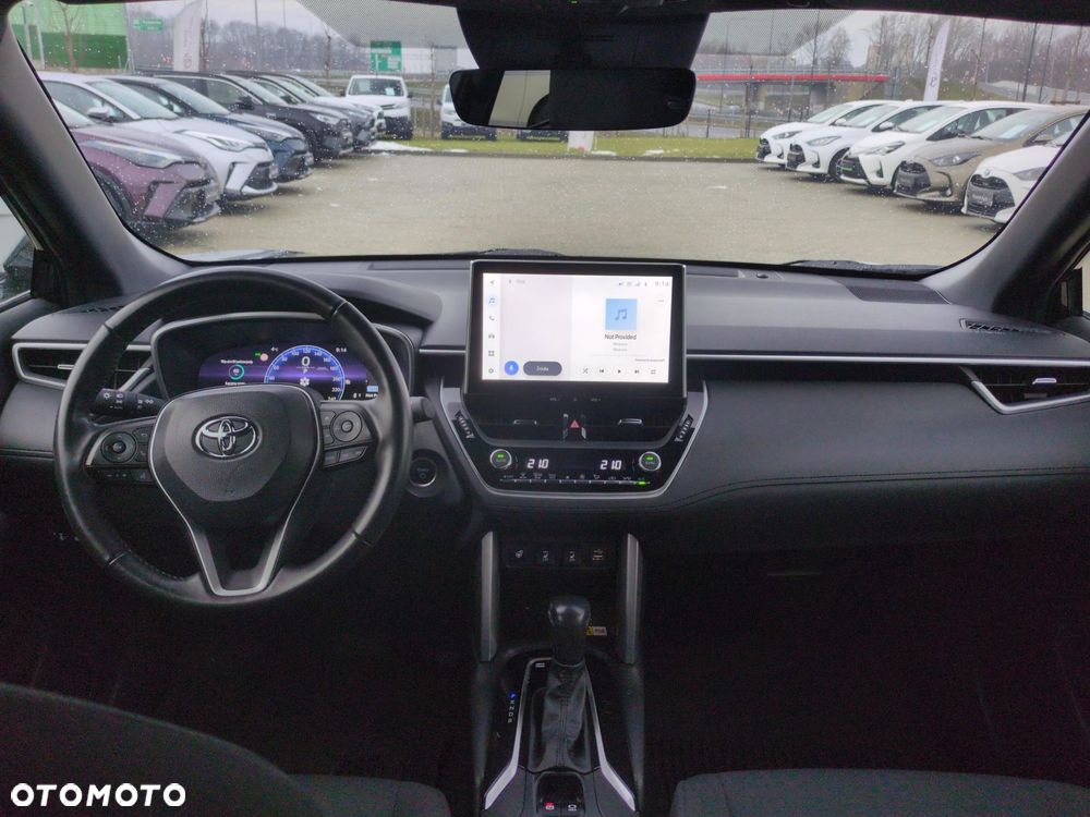 Toyota Corolla Cross - 11