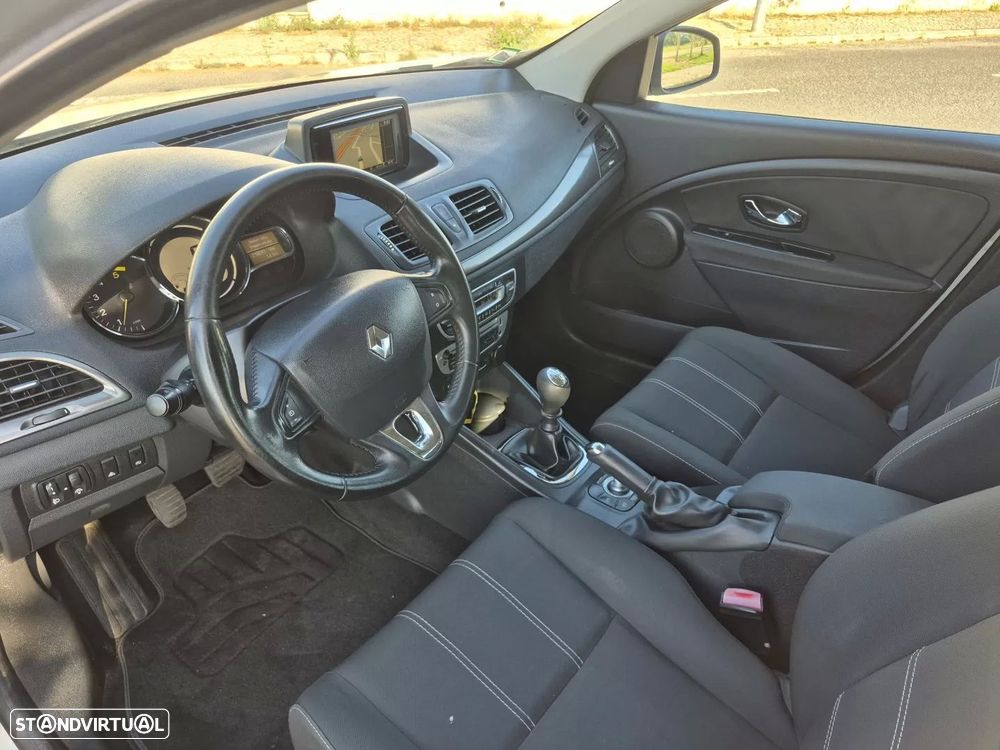 Renault Mégane Sport Tourer 1.5 dCi Limited SS - 13